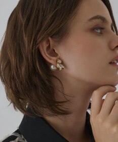 GRACE CONTINENTAL ビジューパールピアス
