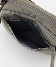 Y'SACCS ナイロン×牛革コンビシリーズ　横型ショルダーバッグ　SSサイズ