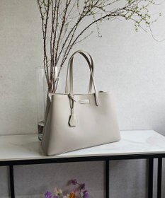 style code 【MERCURYDUO/マーキュリーデュオ】通勤、通学、リクルート両アオリポケットA4トートバッグ　キーチャーム付