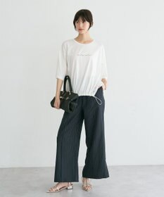 YECCA VECCA 裾ドロストデザインロゴTee