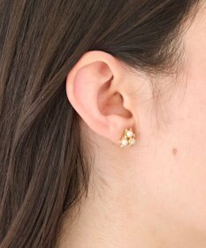 Phoebe 〈金属アレルギー対応〉パールブーケセラミックポストピアス　小粒パール