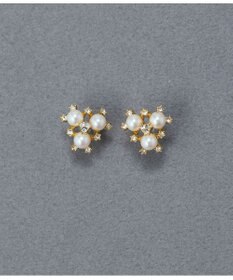 Phoebe 〈金属アレルギー対応〉パールブーケセラミックポストピアス　小粒パール