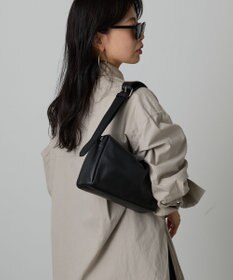 russet 【2025AW新作】レザースクエアショルダーバッグ(CE-1575)