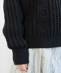 muuc 〈上質なカシミヤウール〉立体ケーブル編みプルオーバー〈しっとり柔らかい〉〈日本製〉〈オンオフ使えるきちんと感〉