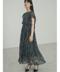 Green Parks ａ．肩フリルプリントワンピース