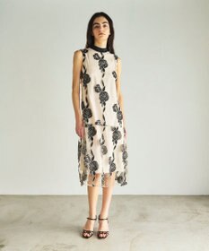 GRACE CONTINENTAL ハイネック刺繍ワンピース