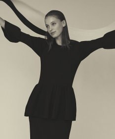 GRACE CONTINENTAL ペプラムニットワンピース