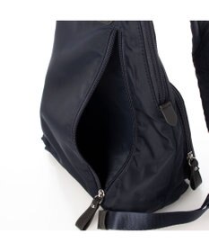 LA BAGAGERIE ナイロン×リサイクルレザー　ミニリュック