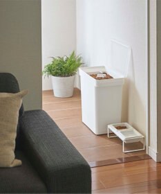 tower 密閉ペットフードストッカー タワー 12kg 計量カップ付 ホワイト