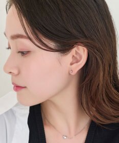 Phoebe 【金属アレルギー対応】プチシャイニングピアス(片耳)　シルバー/サージカルステンレス