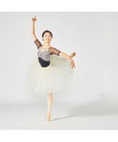 Chacott 【Nela ライン】ハーフスリーブレオタード