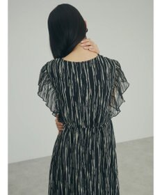 Green Parks ａ．肩フリルプリントワンピース