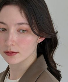 Phoebe 〈金属アレルギー対応〉クイーンパールビジューセラミックポストピアス/ニッケルフリー