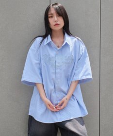 WEGO 【ユニセックス着用ITEM】オックスフォードダメージアップリケシャツ（SS）