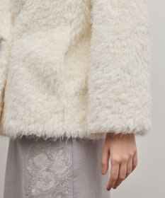 GRACE CONTINENTAL フェイクファーPコート