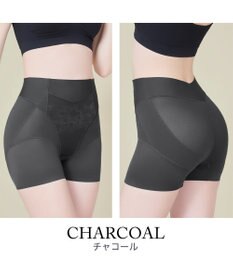 BRADELIS New York 【カヤビューティラボ】ヒップアップ二分丈ショーツ23