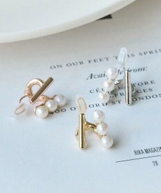 Phoebe 【痛くないシリーズ/金属アレルギー対応】ダブルデコレイトパールライトフィットイヤリング　シャンパン