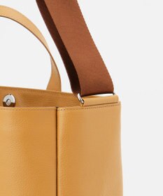 airlist 【撥水・軽量】トートバッグ（L）Tram Embossed トラムエンボス