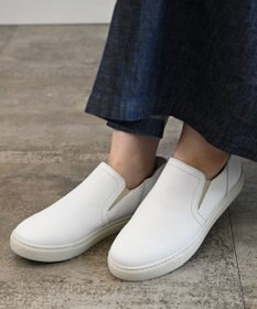 Pointer 本革スライドオンスリッポン