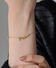 Phoebe ラッキーレターブレスレット(パワー)