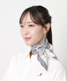 MOONBAT MACKINTOSH PHILOSOPHY(マッキントッシュ フィロソフィー）シルクスカーフ ボタニカル 68×68㎝ 日本製