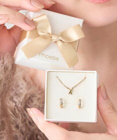 Phoebe 【数量限定】クロスネックレス&ビジューフートピアスセット/BOX&ショッパー付き