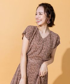 Tiaclasse L 【洗える】程良い透け感のシフォン花柄フレンチワンピース