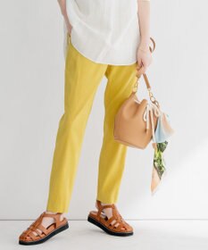 23区 【洗える】リネンレーヨンストレッチ テーパード パンツ イエロー系