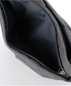 Y'SACCS ナイロンタフタショルダーバッグ たて型