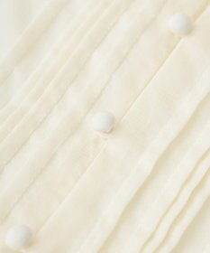 YECCA VECCA ラッフルVネックブラウス