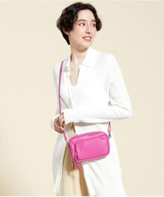 Y'SACCS イタリアンシープ多機能ポシェット