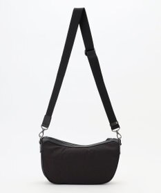 JOSEPH ABBOUD 【軽量/撥水素材】インターレースハーフムーンバッグ