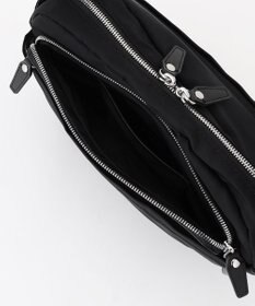 Y'SACCS ポリエステルツイル ショルダーバッグ