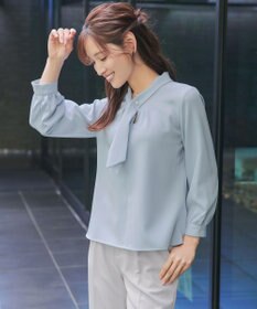 Tiaclasse L 取り外しパール付きボウタイブラウス