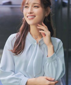 Tiaclasse L 取り外しパール付きボウタイブラウス