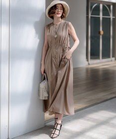 23区 オーバルシェル コンビ ネックレス