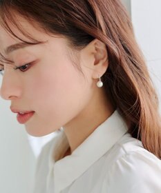 Tiaclasse 【金属アレルギー対応】フック型パールピアス