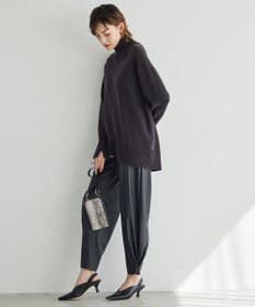 ICB 【洗える】 ライトフェイクレザー バレルパンツ