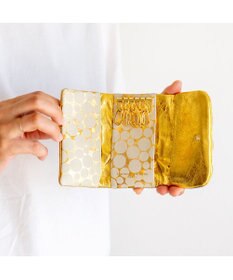 tsumori chisato CARRY 新マルチドット　キーケース 【キラキラでかわいい！本革のやわらかな風合い】