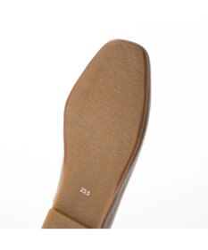 ing <ing>【サスティナブルシリーズ】Vカットフラットパンプス