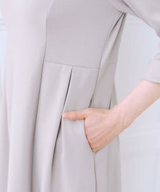 Tiaclasse 【UVカット・吸水速乾】 “きれい見え” カットソータックフレアワンピース