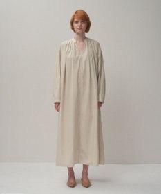 ATON NATURAL DYED COTTON LAWN | タックロングスリーブドレス
