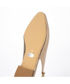 ing <ing>センターシームバックベルトパンプス