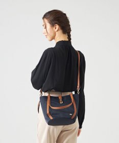 LA BAGAGERIE ひねり金具付きエレガンストート　Sサイズ