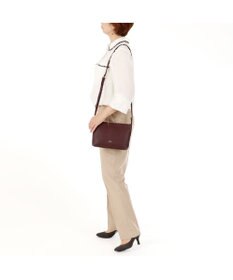 IBIZA リンピード　牛革　ショルダーバッグ