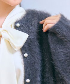 Feroux 【尾﨑真衣さんコラボ商品】フェザータッチニット カーディガン