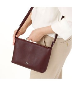 IBIZA リンピード　牛革　ショルダーバッグ