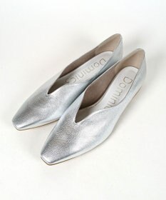 Dominic3 ヒールキャップ Vカットソフトパンプス