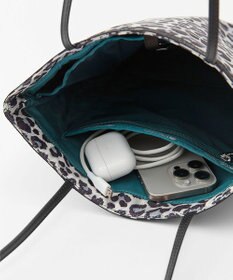 LeSportsac VERTICAL CITY TOTE/アップタウンレオパード/ブラック