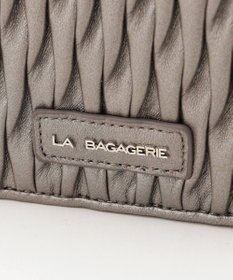LA BAGAGERIE シープレザープリーツ加工二つ折り財布